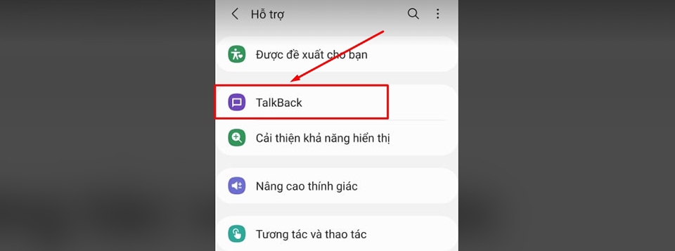 Chọn TalkBack.