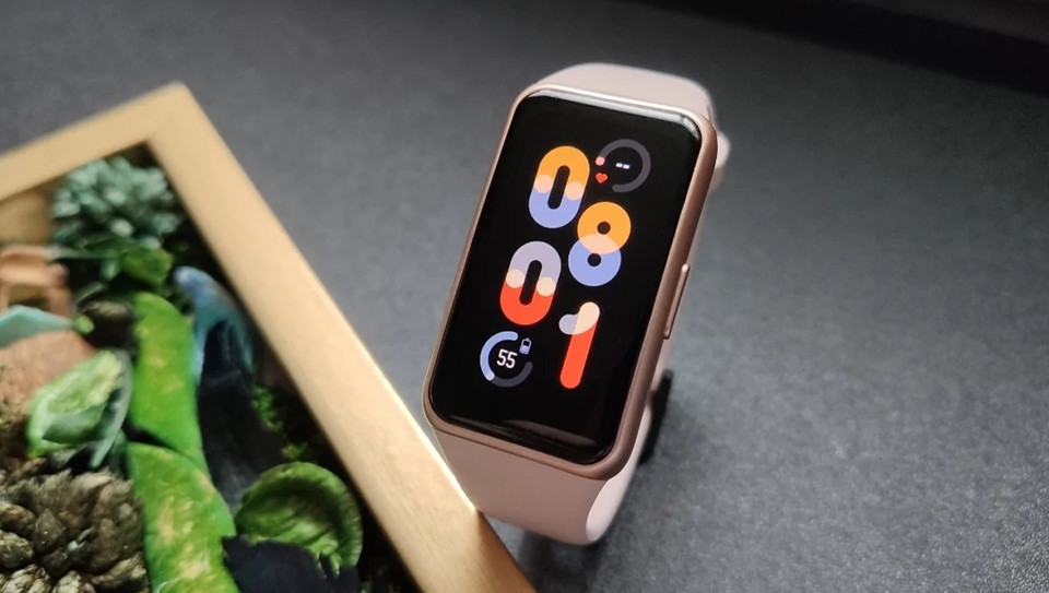 Huawei Band 6 có thời lượng pin tuyệt vời