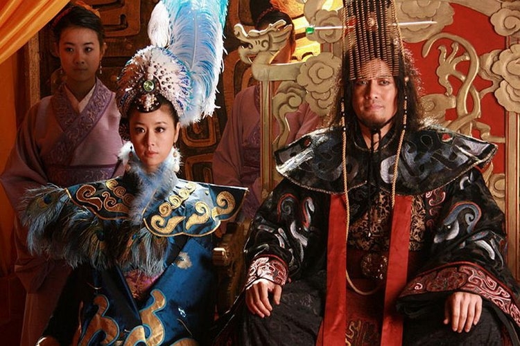 The Legend and The Hero 2 (2009)