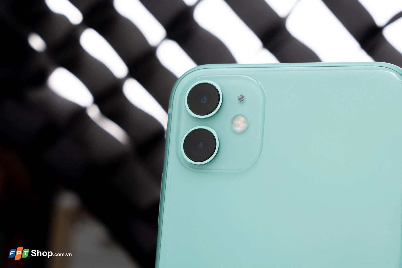 Apple iPhone 11 03 Apple iPhone 11 03