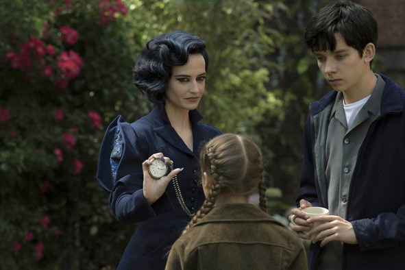 Mái ấm lạ kỳ của cô Peregrine - Miss Peregrine's Home for Peculiar Children (2016)