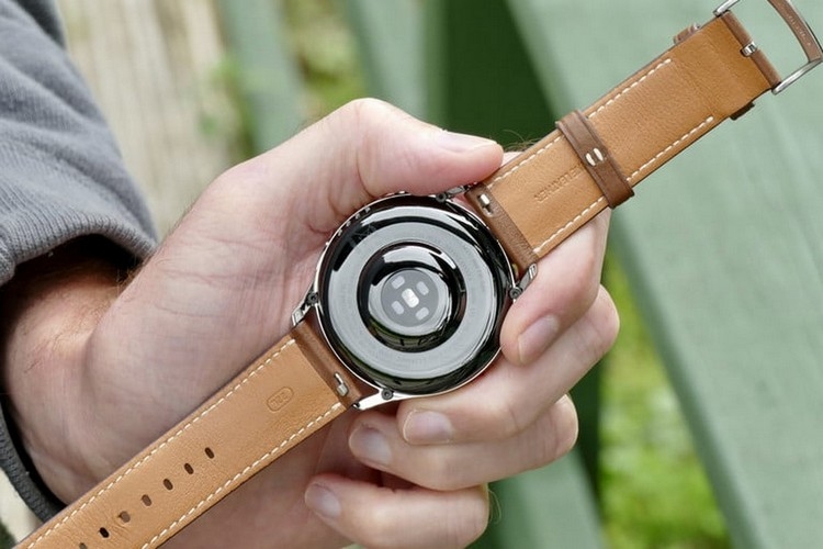 Thiết kế trên Huawei Watch 3 - 6