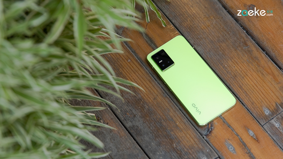 vivo S10 Pro có 3 camera ở phía sau nhưng ấn tượng nhất là camera chính 108MP vivo S10 Pro có 3 camera ở phía sau nhưng ấn tượng nhất là camera chính 108MP