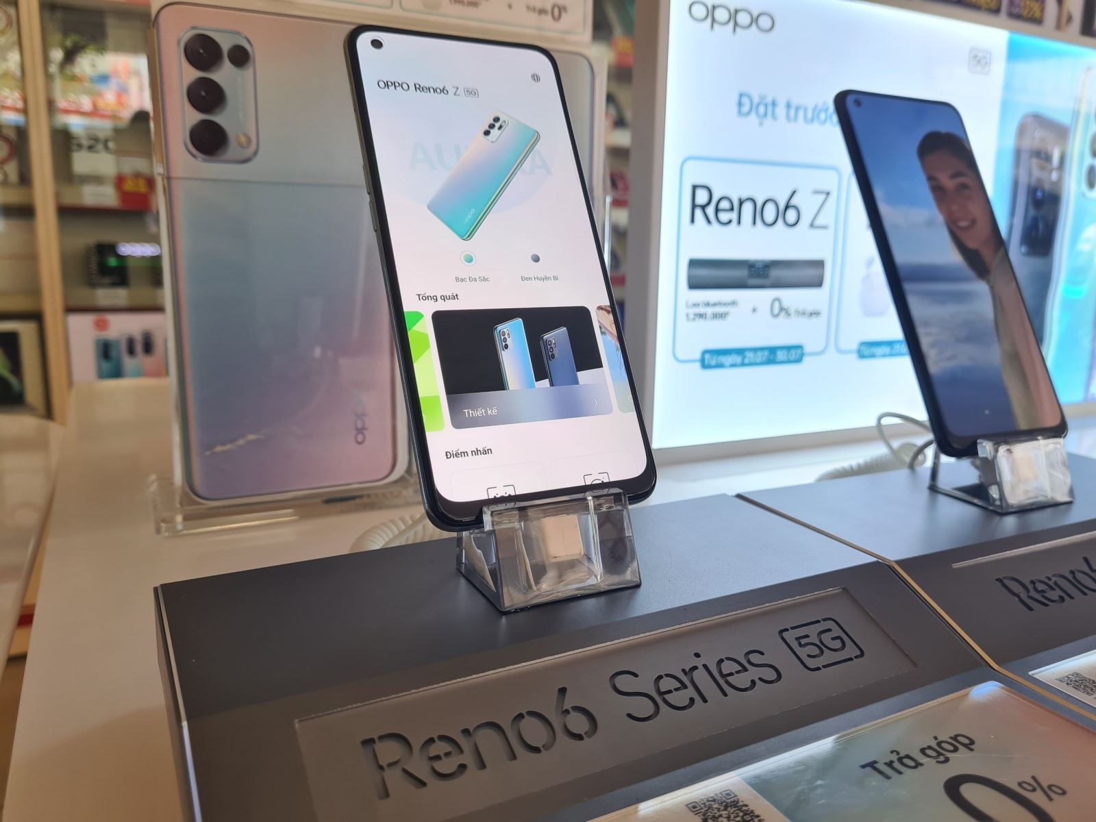 Trải nghiệm trước OPPO Reno6 Z tại FPT Shop trên toàn quốc 2