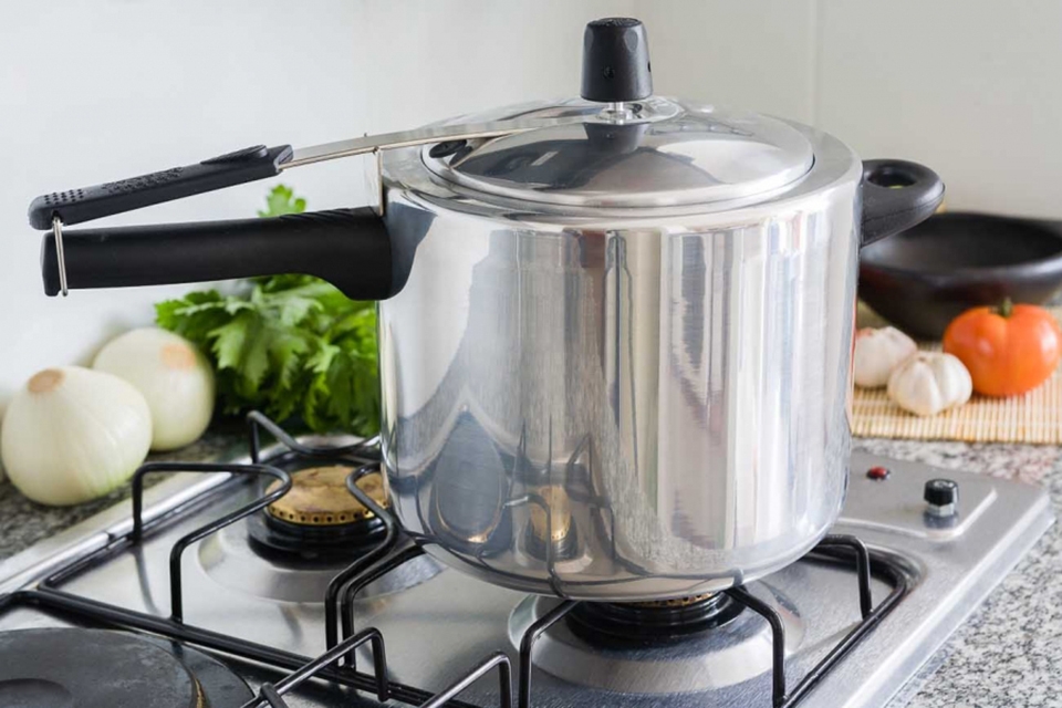 Chiếc nồi áp suất đầu tiên xuất hiện từ vài thế kỷ trước