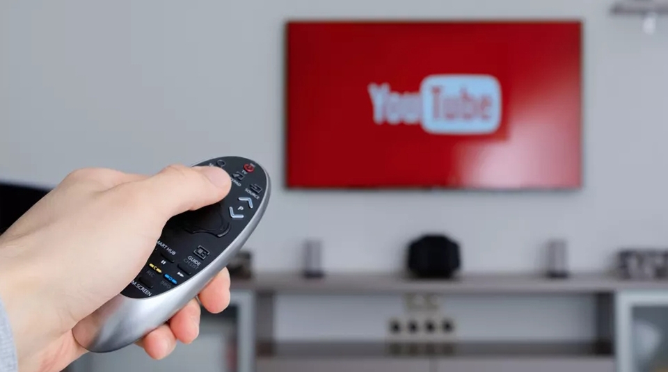 Một số mẫu Chromecast của Google còn có điều khiển tích hợp Một số mẫu Chromecast của Google còn có điều khiển tích hợp