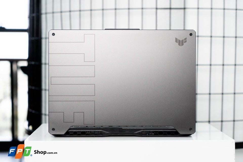Trên tay ASUS TUF FX506: Laptop gaming RTX 30 series giá rẻ
