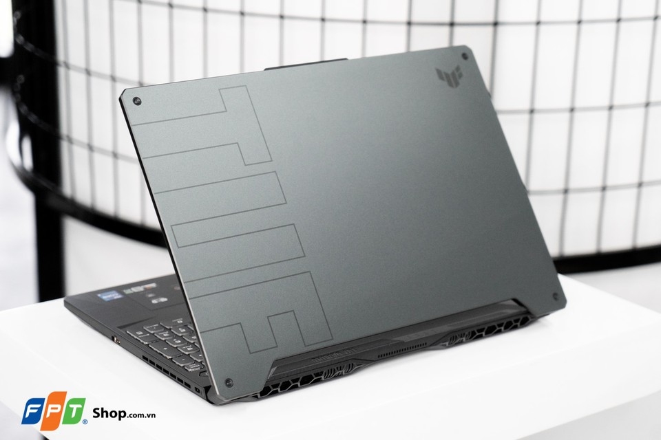 Trên tay ASUS TUF FX506: Laptop gaming RTX 30 series giá rẻ