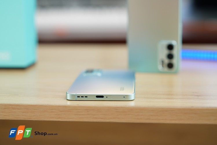 Trên tay OPPO Reno6 5G