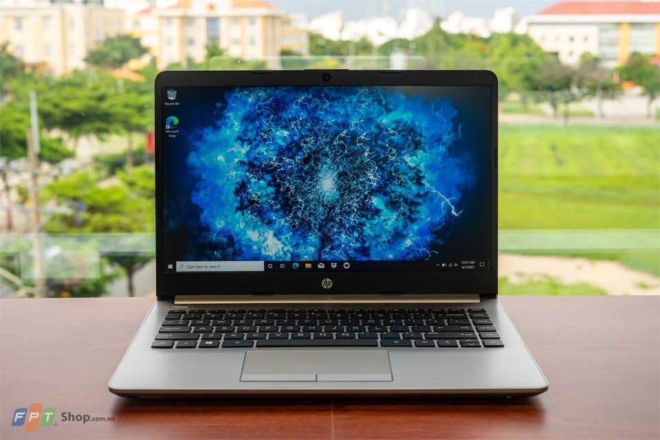 HP 240 G8