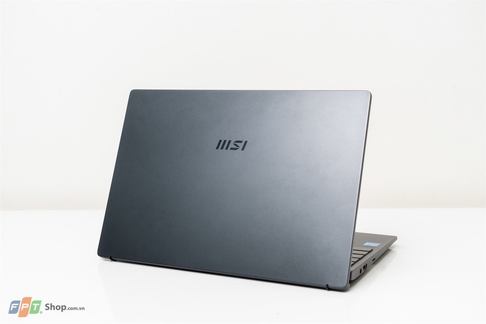 MSI Modern 14 B11MOL