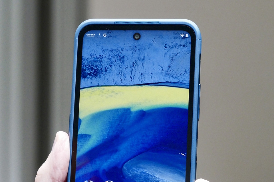 Điện thoại được cài sẵn Android 11