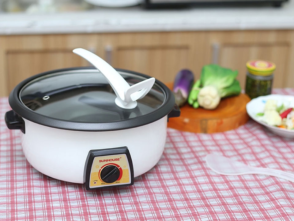 Nồi lẩu dung tích 3 đến 4,2 lít sẽ phù hợp cho gia đình có 3 - 4 thành viên