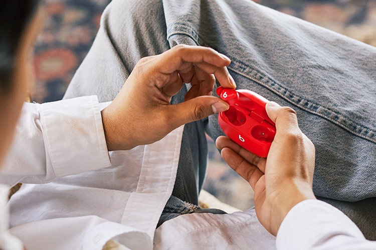 5 điều sẽ khiến Beats Studio Buds trở thành mẫu tai nghe True Wireless hot nhất thời gian tới 9