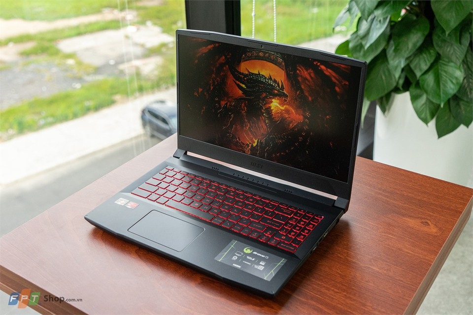 Trên tay laptop chơi game MSI Bravo 15 B5DD mới 2021