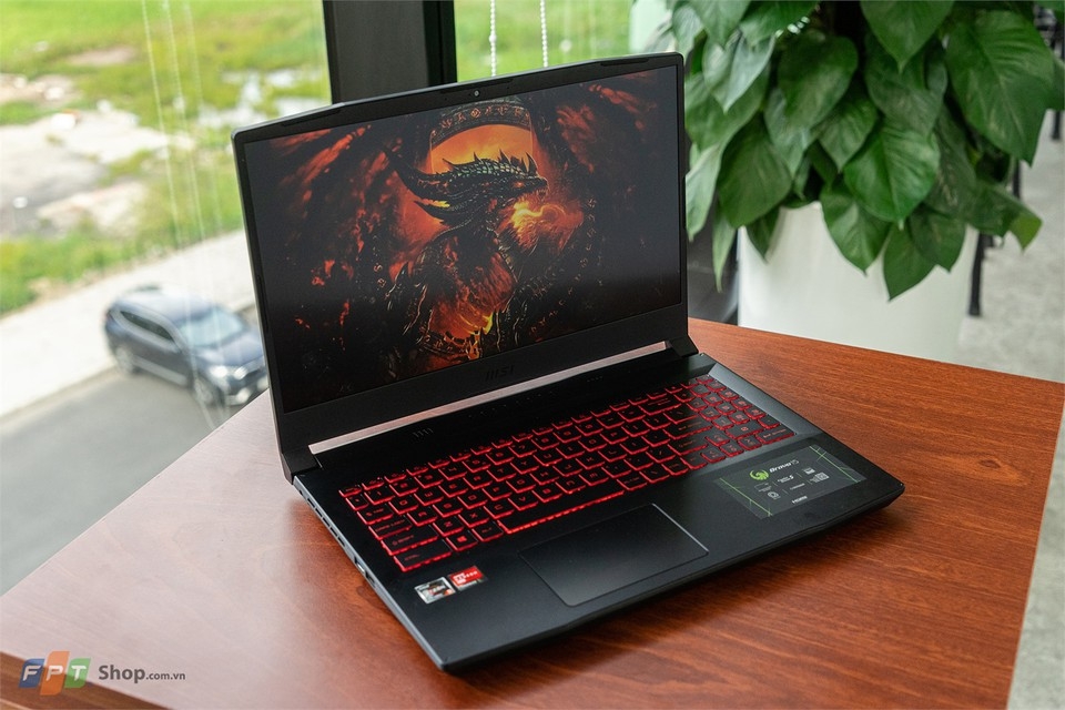 Trên tay laptop chơi game MSI Bravo 15 B5DD mới 2021