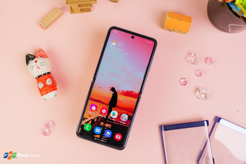 Nhìn lại dòng smartphone gập Samsung: Từ thách thức cho đến sự thành công rực rỡ