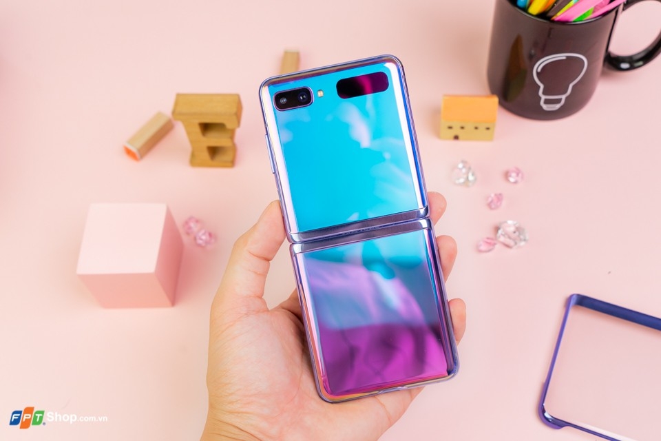 Nhìn lại dòng smartphone gập Samsung: Từ thách thức cho đến sự thành công rực rỡ