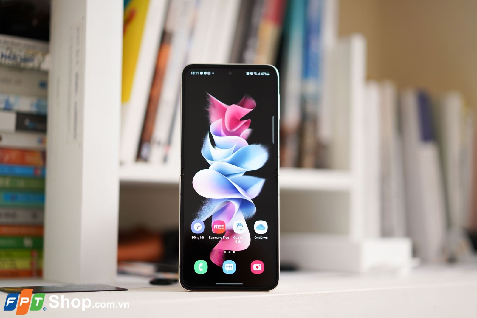 Trên tay Samsung Galaxy Z Flip3 5G
