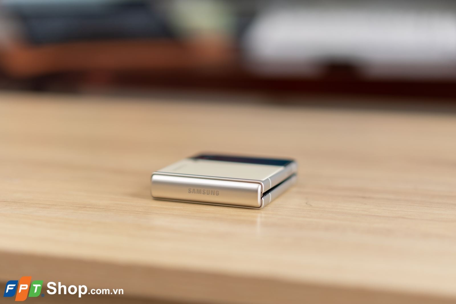 Trên tay Samsung Galaxy Z Flip3 5G