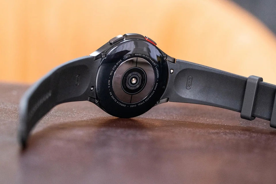 Samsung Galaxy Watch 4 Classic có hệ thống cảm biến sinh trắc học mới