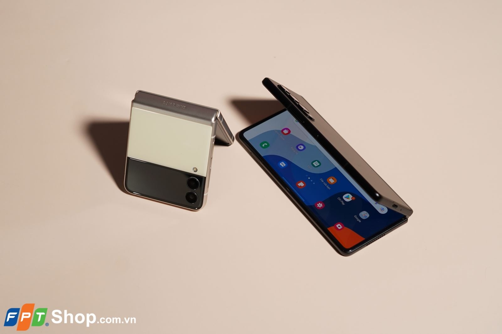 Siêu phẩm Samsung Galaxy Z Fold3 và Z Flip3 vừa ra mắt có gì mới?