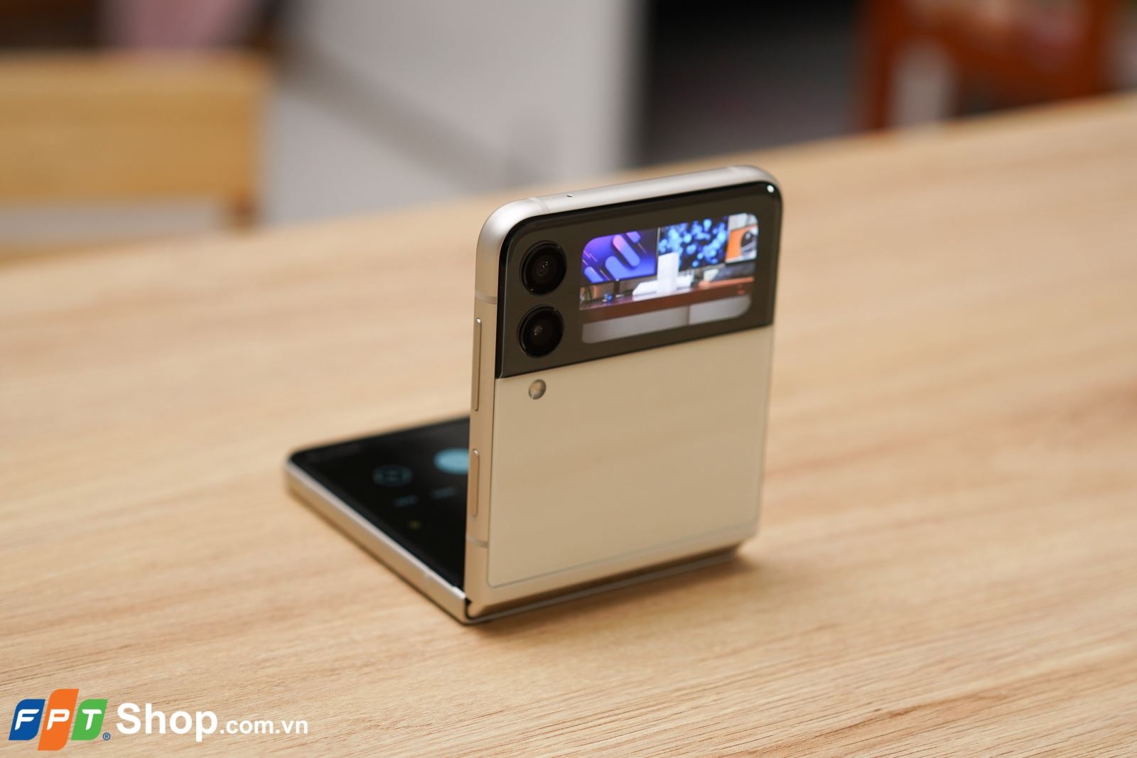 Siêu phẩm Samsung Galaxy Z Fold3 và Z Flip3 vừa ra mắt có gì mới?