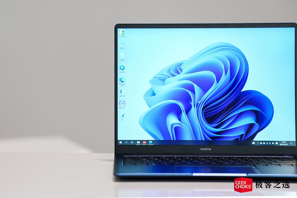 Màn hình Realme Book có tỉ lệ hiển thị cao Màn hình Realme Book có tỉ lệ hiển thị cao