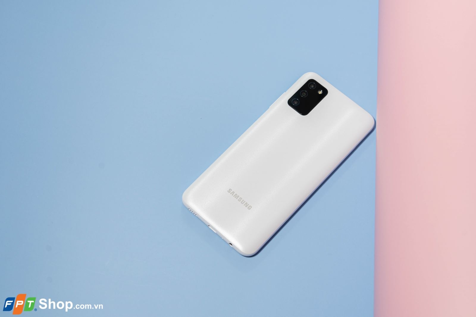 Trên tay Samsung Galaxy A03s: Cải tiến hiệu năng, thiết kế tinh tế, giá rẻ, phù hợp với mọi nhà