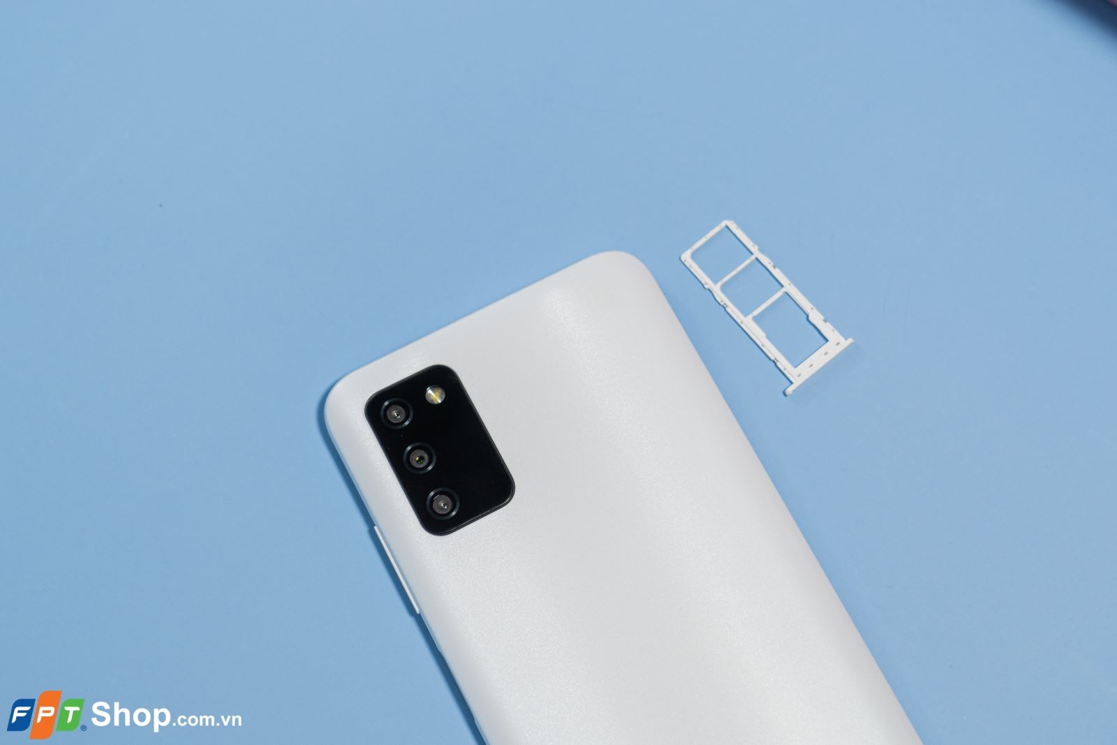 Trên tay Galaxy A03s: Cải tiến hiệu năng, thiết kế tinh tế