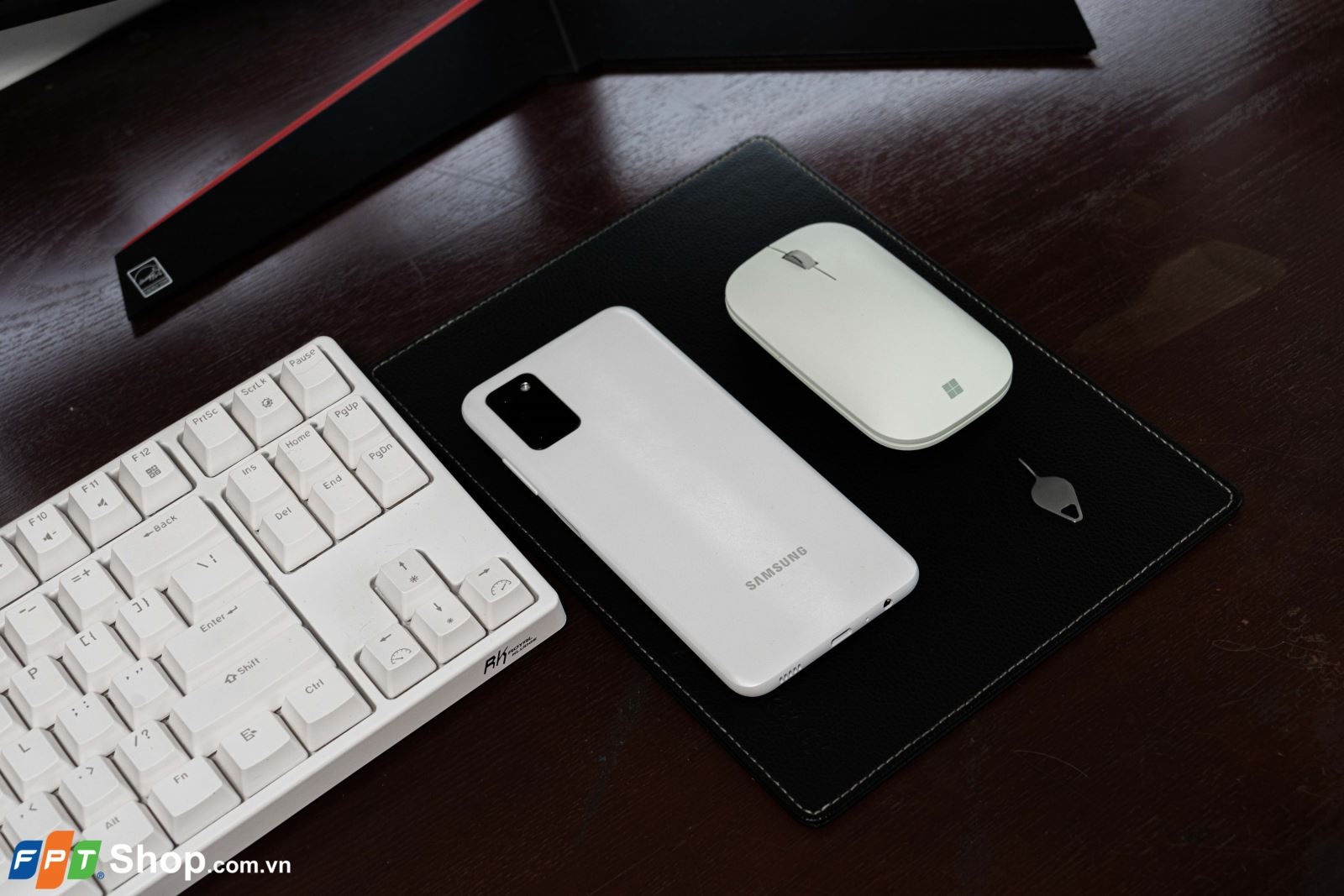 Trên tay Samsung Galaxy A03s: Cải tiến hiệu năng, thiết kế tinh tế, giá rẻ, phù hợp với mọi nhà