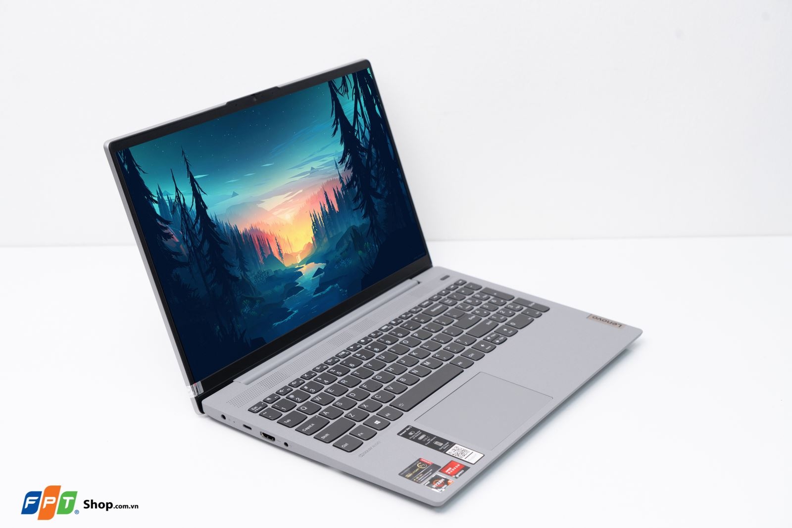 Đánh giá Lenovo IdeaPad Slim 5 15ALC05
