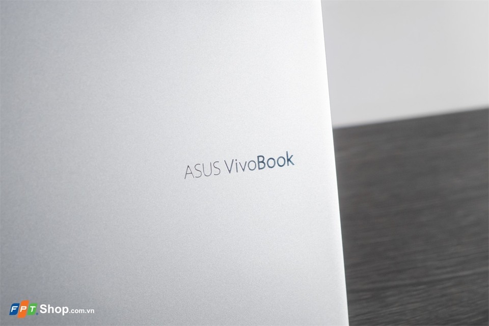 Trên tay ASUS VivoBook M513 OLED