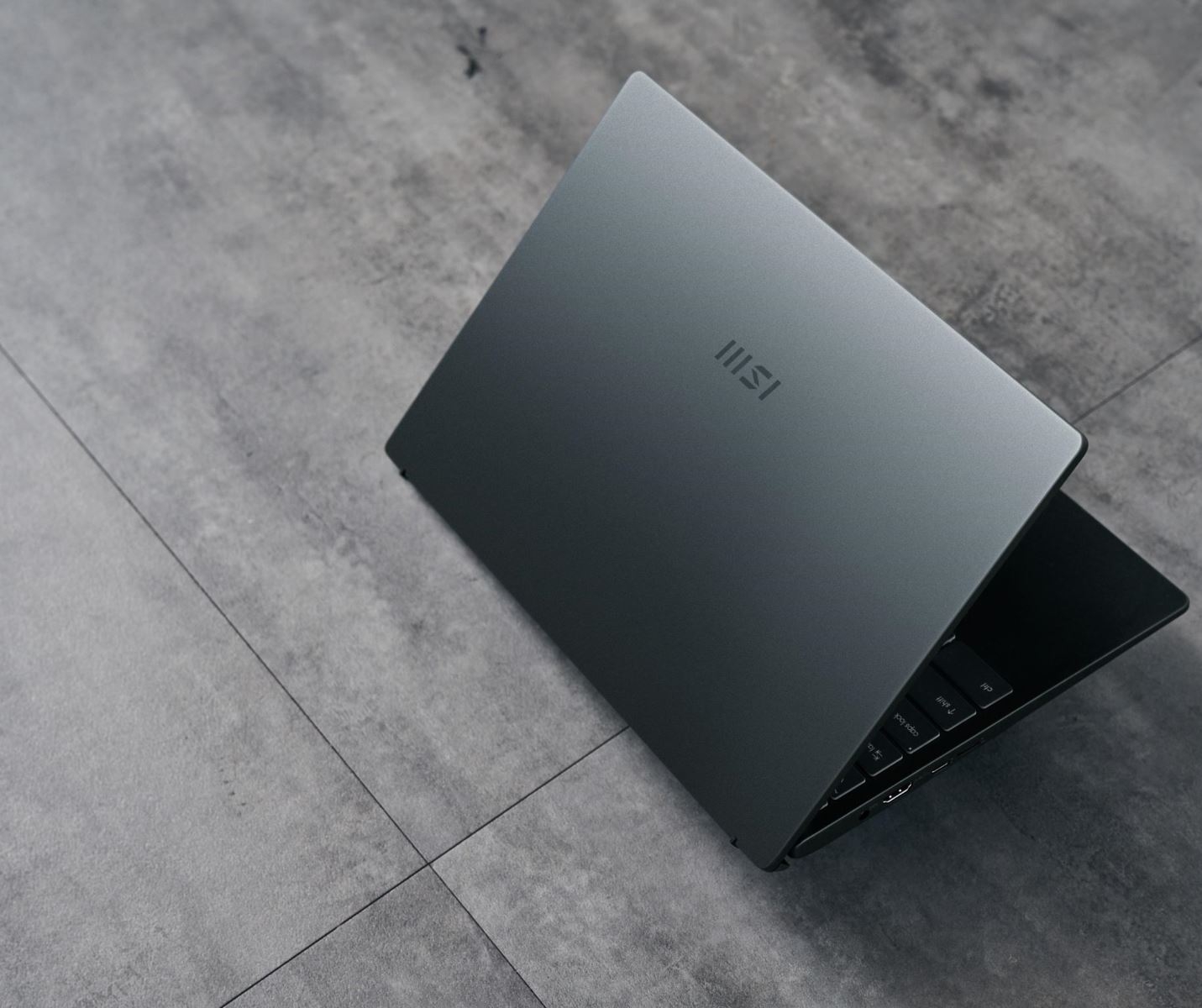 Loạt tính năng hấp dẫn trên dòng laptop MSI Modern AMD