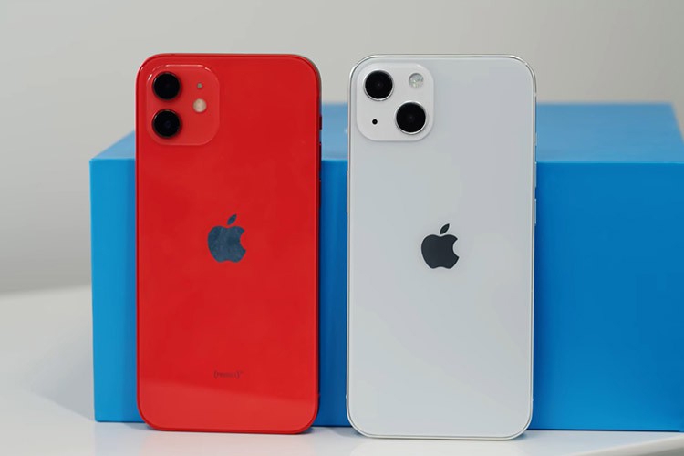 Trên tay iPhone 13 bản mẫu 3