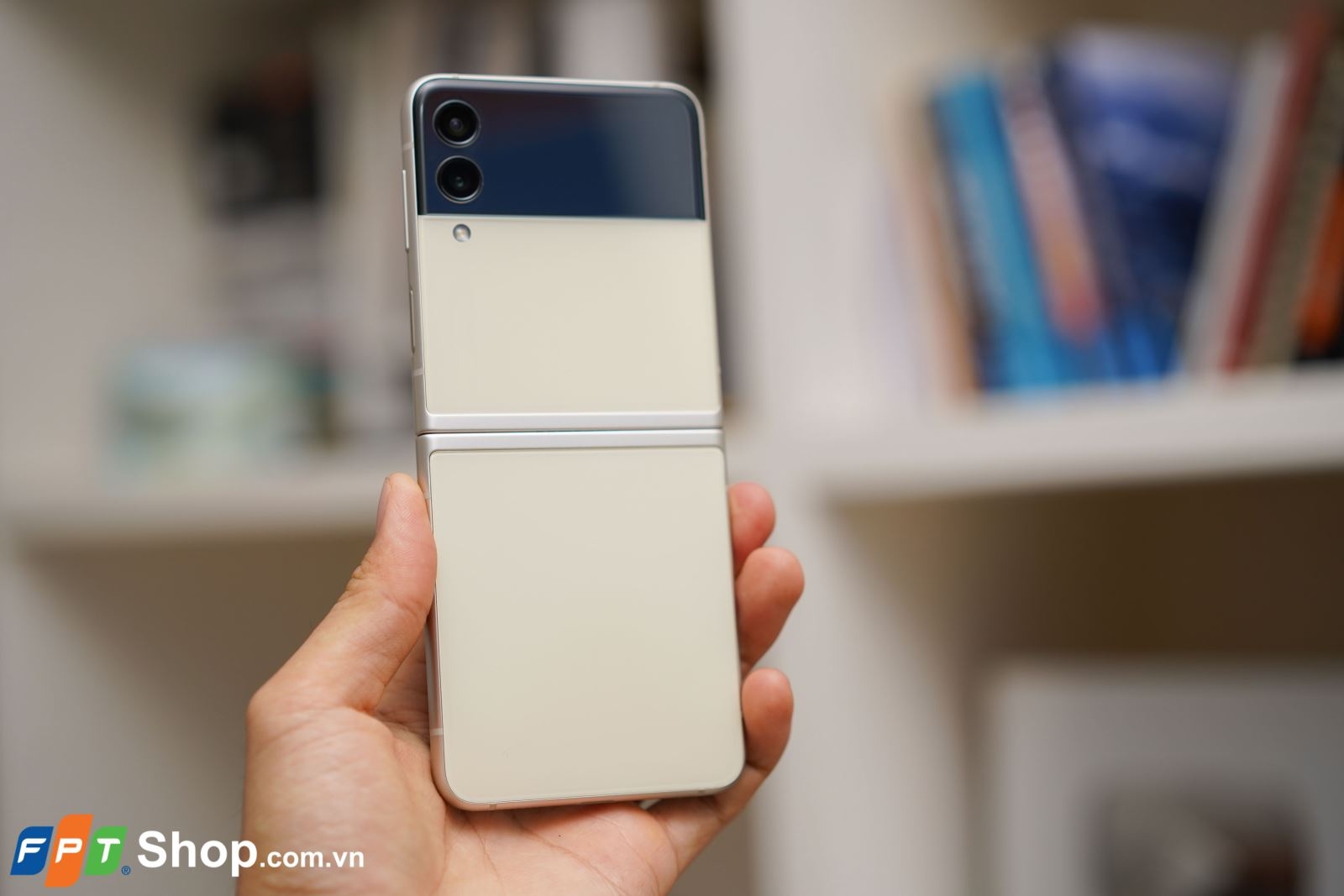 Đánh giá Galaxy Z Flip3 sau khi dùng: Có nên mua hay không?