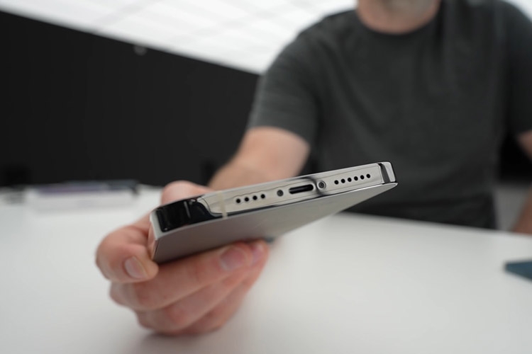 Trên tay iPhone 13 Pro Max bản mẫu 12