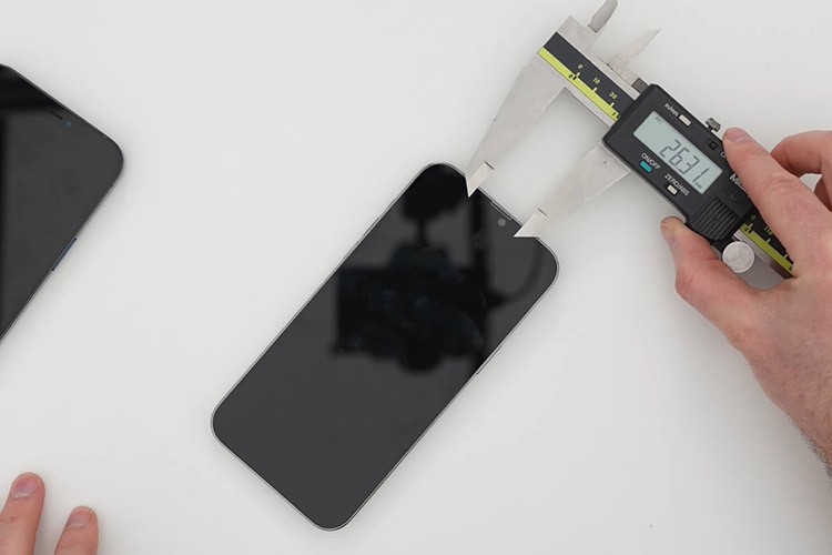 Trên tay iPhone 13 Pro Max bản mẫu 20