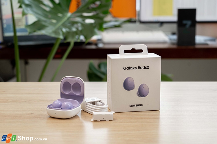 Mở hộp Samsung Galaxy Buds2 tại Việt Nam 9