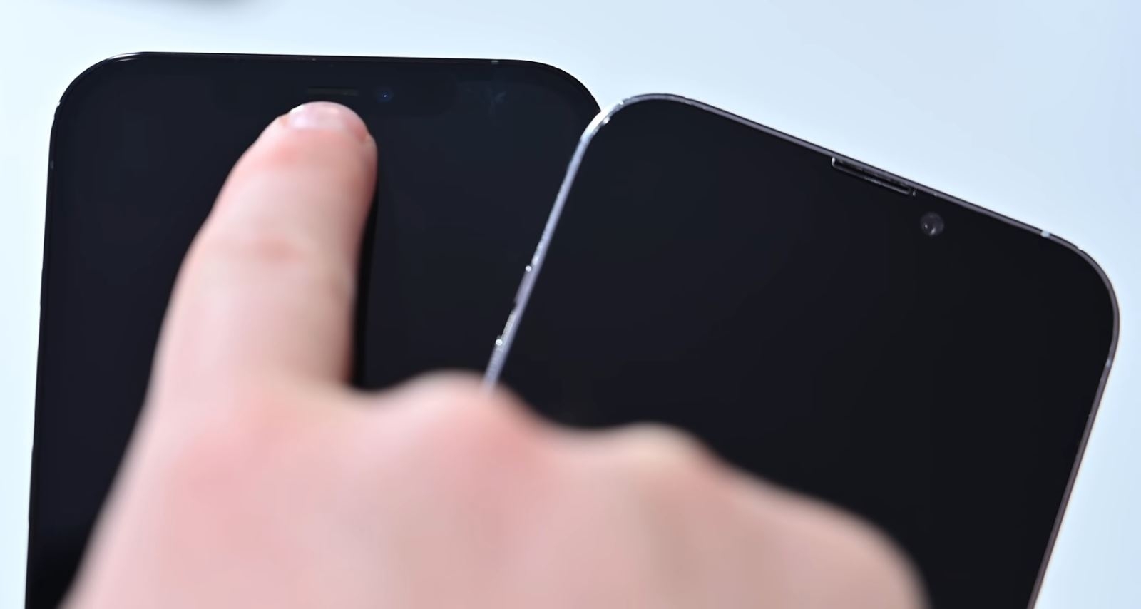 Trên tay iPhone 13 Pro (ảnh 5)