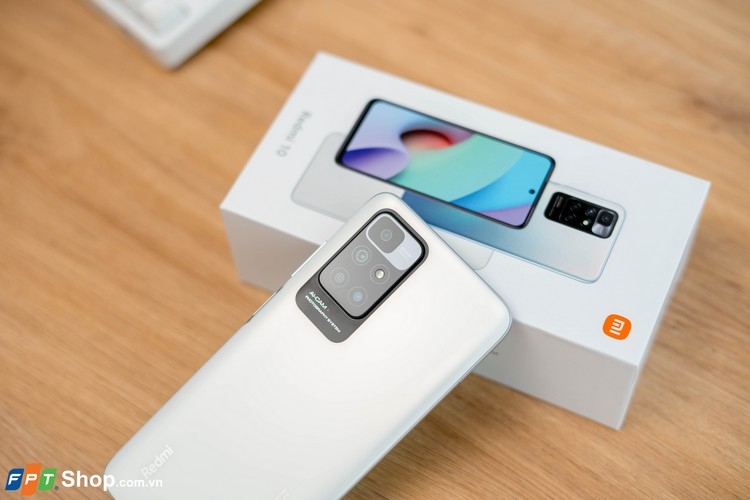 Cạnh trên và cạnh dưới Redmi 10