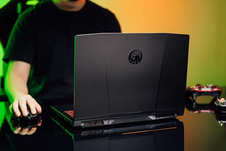 MSI Alpha 15: Laptop chiến game đỉnh cao với sức mạnh từ cặp đôi nhà AMD 8