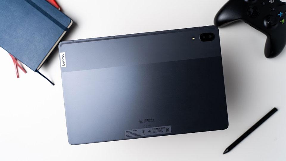 Lenovo Tab P11 Pro có thiết kế cao cấp