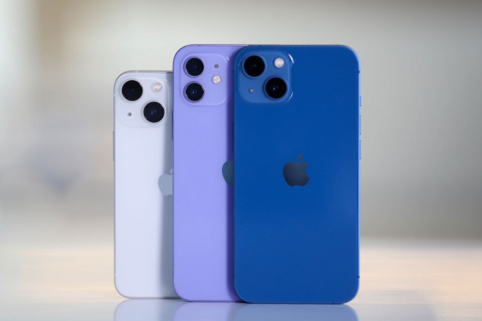 iPhone 13 mini và iPhone 13