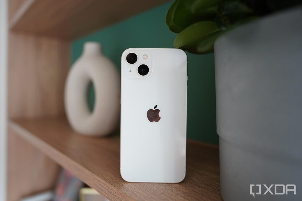 So sánh iPhone 13 và iPhone 11: Có nên nâng cấp không?