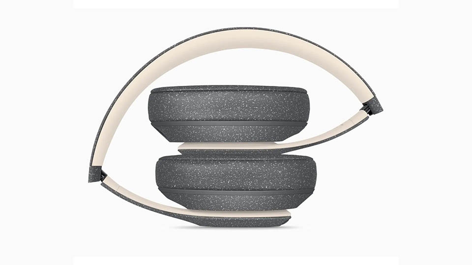 Apple ra mắt phiên bản giới hạn mới của tai nghe Beats Studio3 (ảnh 1)