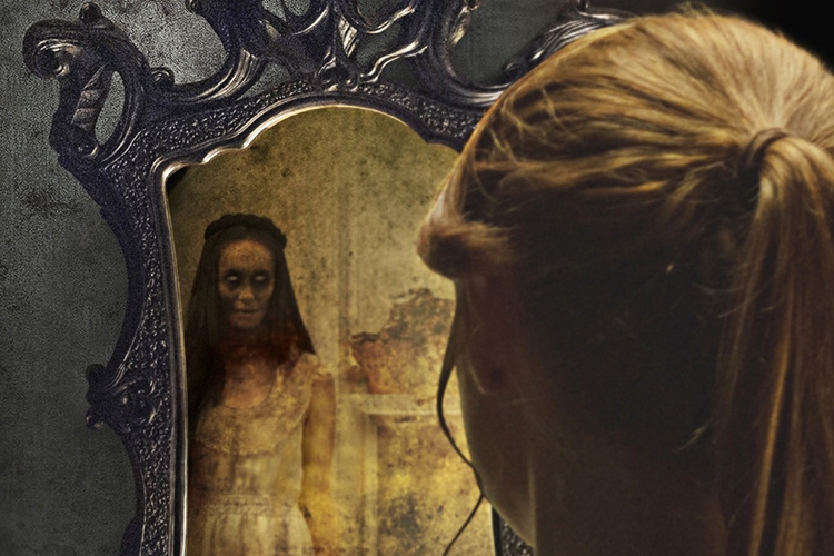 Ma Gương – Oculus (2013)