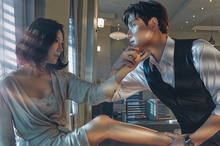 The World Of The Married - Thế Giới Hôn Nhân (2020)