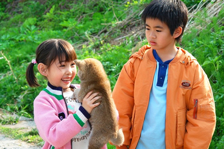 Mari Và 3 Chú Chó Nhỏ - A Tale Of Mari And Three Puppies (2007)