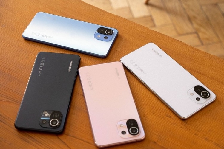 Cạnh viền mỏng nhẹ và màu sắc cá tính của XIaomi 11 Lite 5G NE